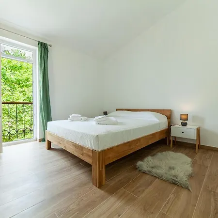 B35 - Gama Top Apartment In Lagos Апартаменты