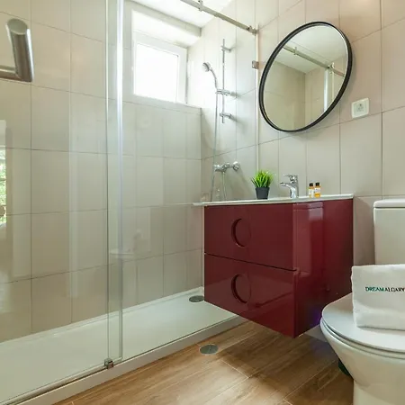 B35 - Gama Top Apartment In Lagos