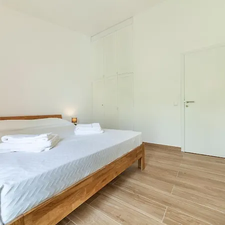 Апартаменты B35 - Gama Top Apartment In Lagos Лагуш